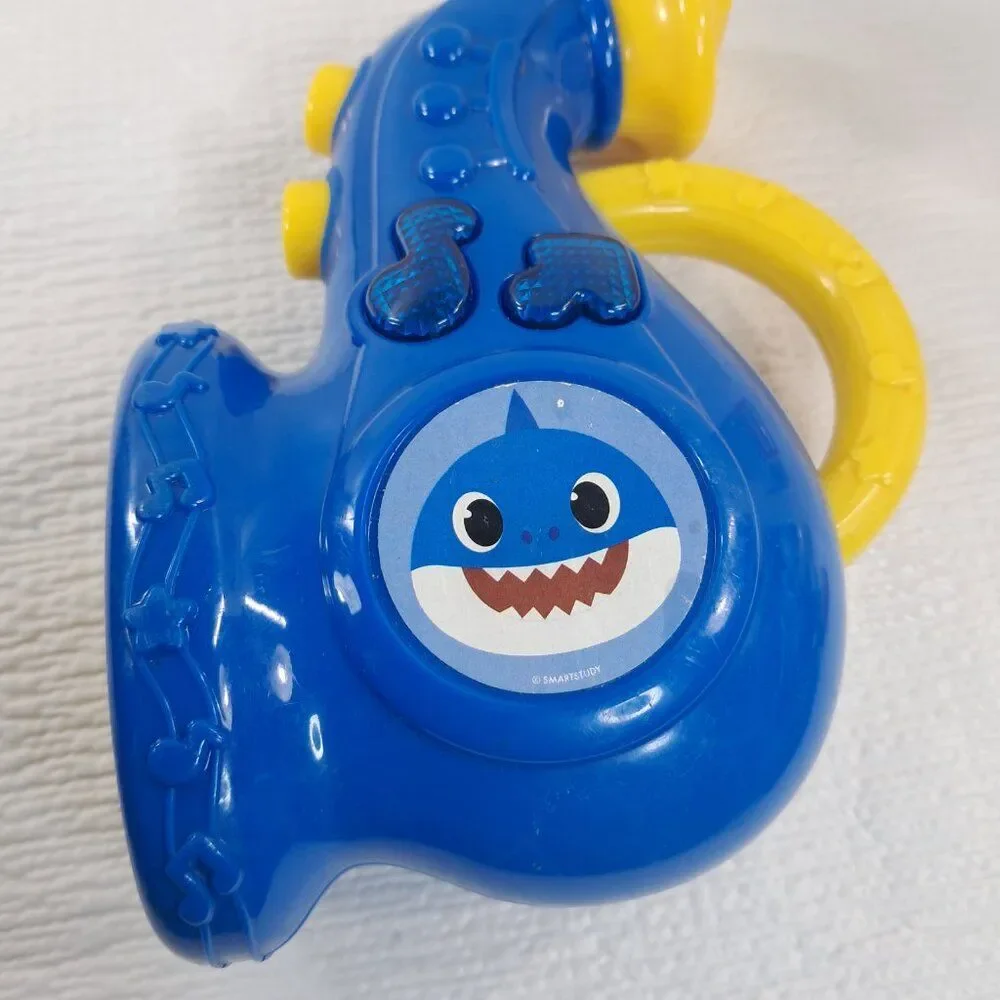 Pinkfong Baby Shark Lights N' Sounds‎ Saxophone blue toy instrument kids toddler